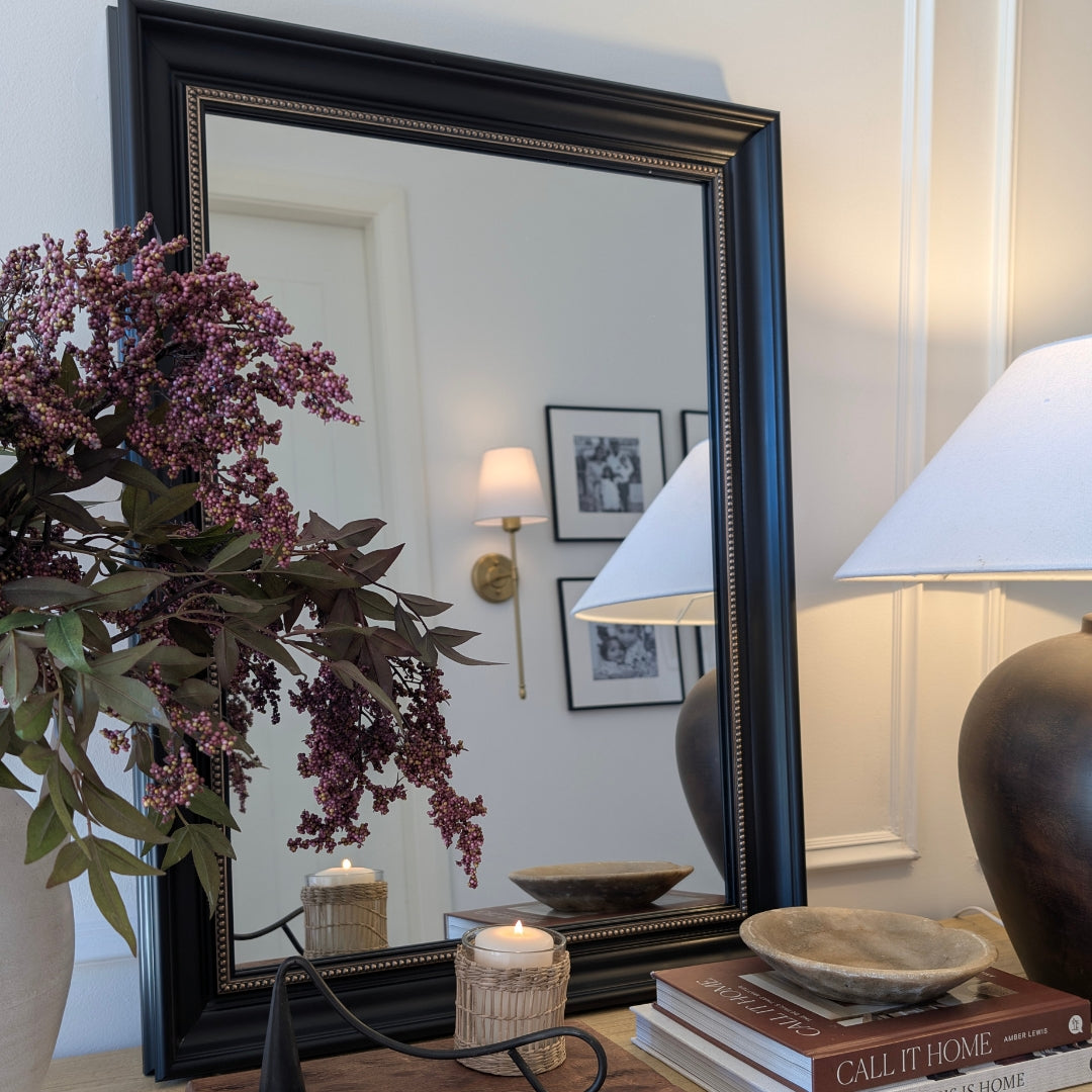 Elegant Wall Mirror (Black) - FLM32