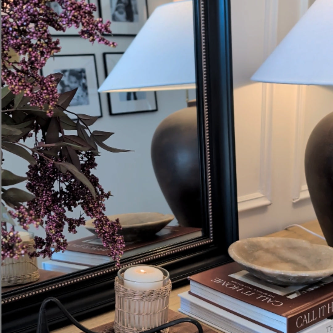 Elegant Wall Mirror (Black) - FLM32