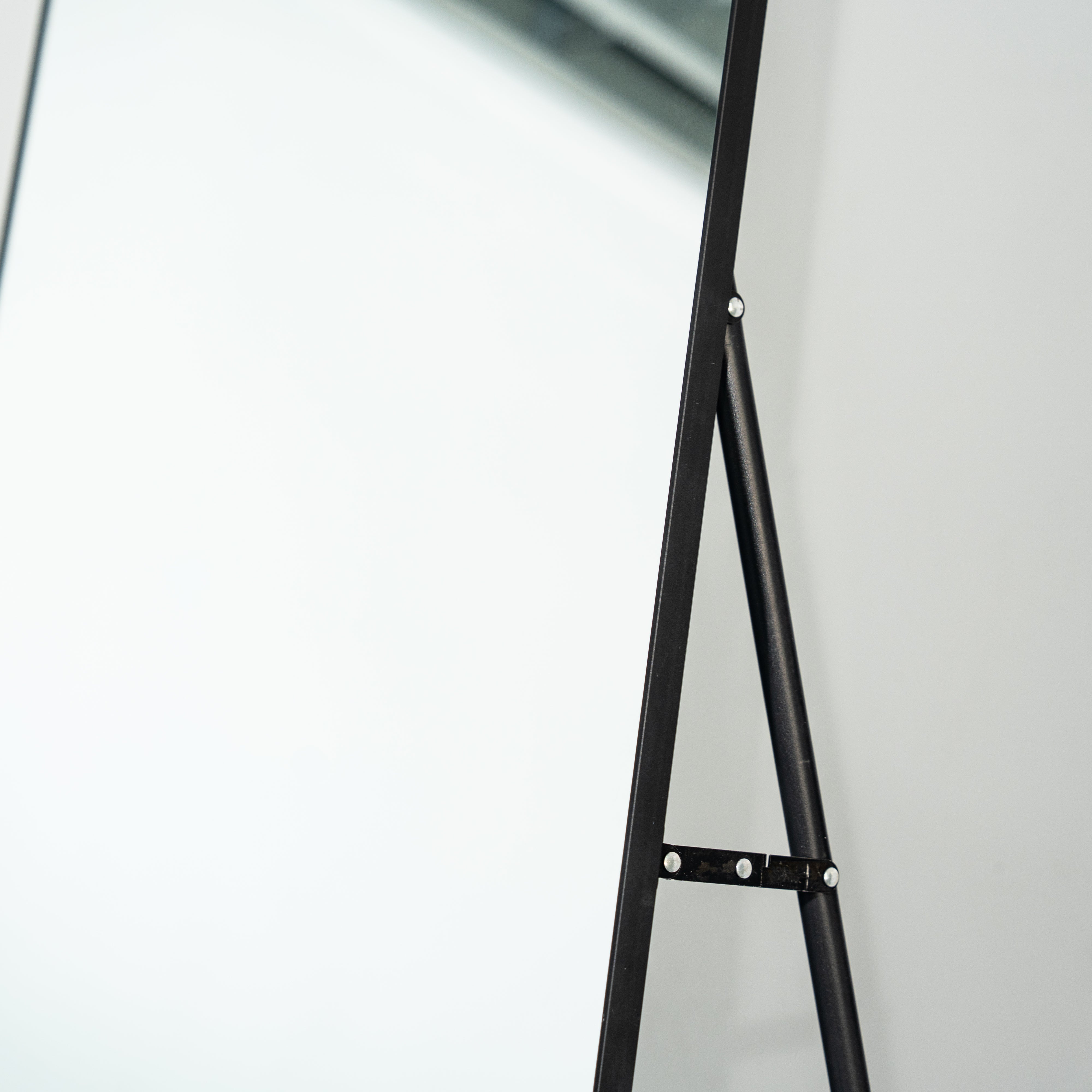 Modern Edge Dressing Mirror - FLM21